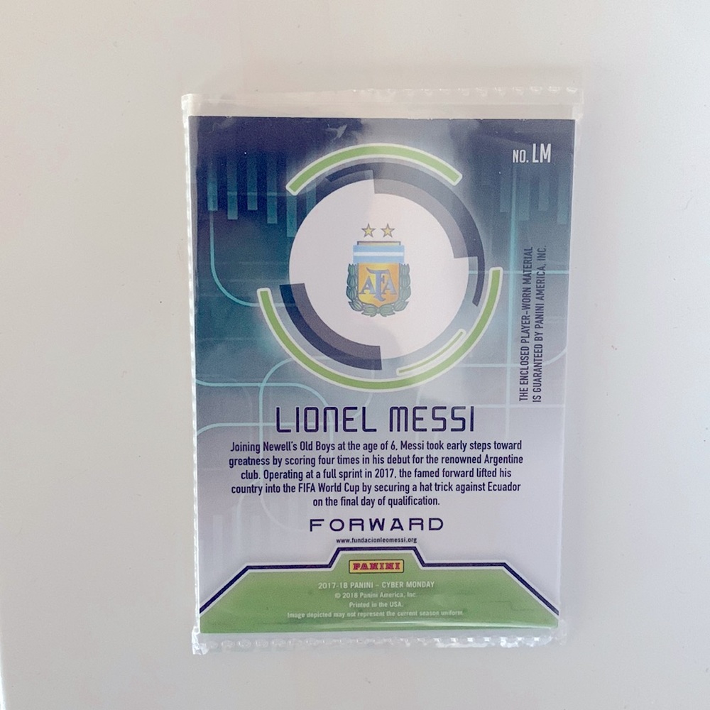 LIONEL MESSI PANINI CARD🔥 - Picture 2 of 2